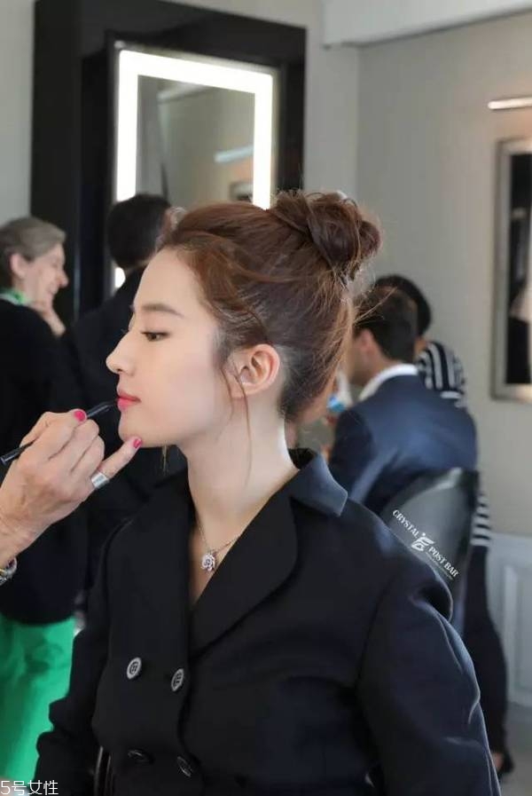 ��������ͷ��ôŪ ��ְ�����ͷ����